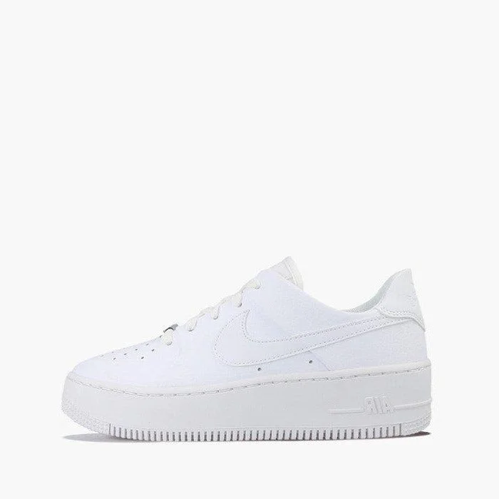 Air Force 1 Sage Low Sneakers (White)