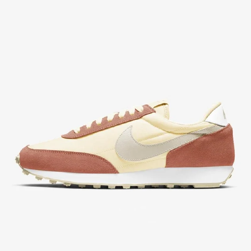 Daybreak Sneaker (Dessert Sand + Light Sienna)