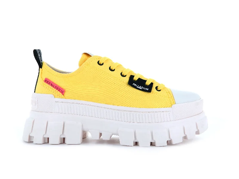 Womens Revolt Lo TX Sneakers