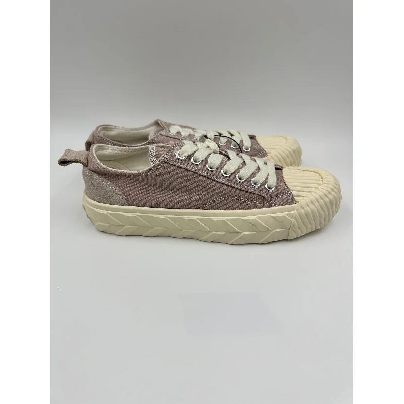 Women's Size 7, Light Purple Canvas Sneaker with Chunky 90s Style Sole